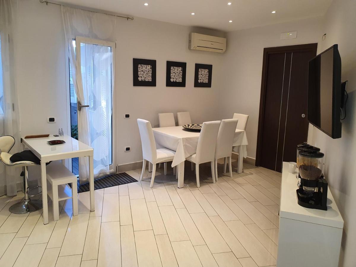 Casa Vacanza Pozzuoli Apartamento Exterior foto
